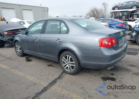 2006 Volkswagen Jetta Value Edition from USA, damaged, VIN 3VWPF81K56M789731